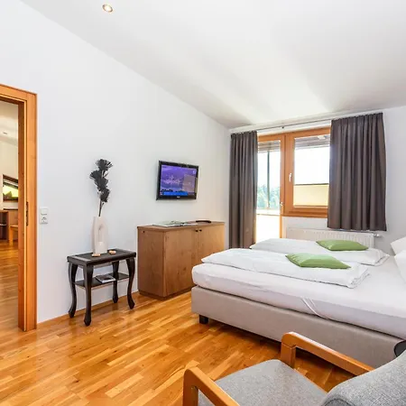 Apartment Landhaus Buchner Zell am See Exterior photo